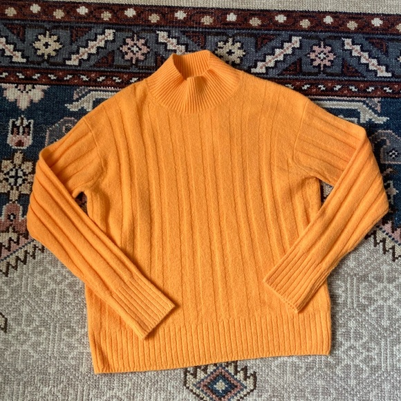 [J.Crew] NWT Ribbed Mockneck Sweater In Supersoft Yarn XS Orange - Picture 2 of 7